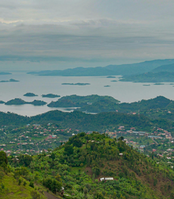 Explore Rwanda: 5 Days at Lake Kivu & Volcanoes Park